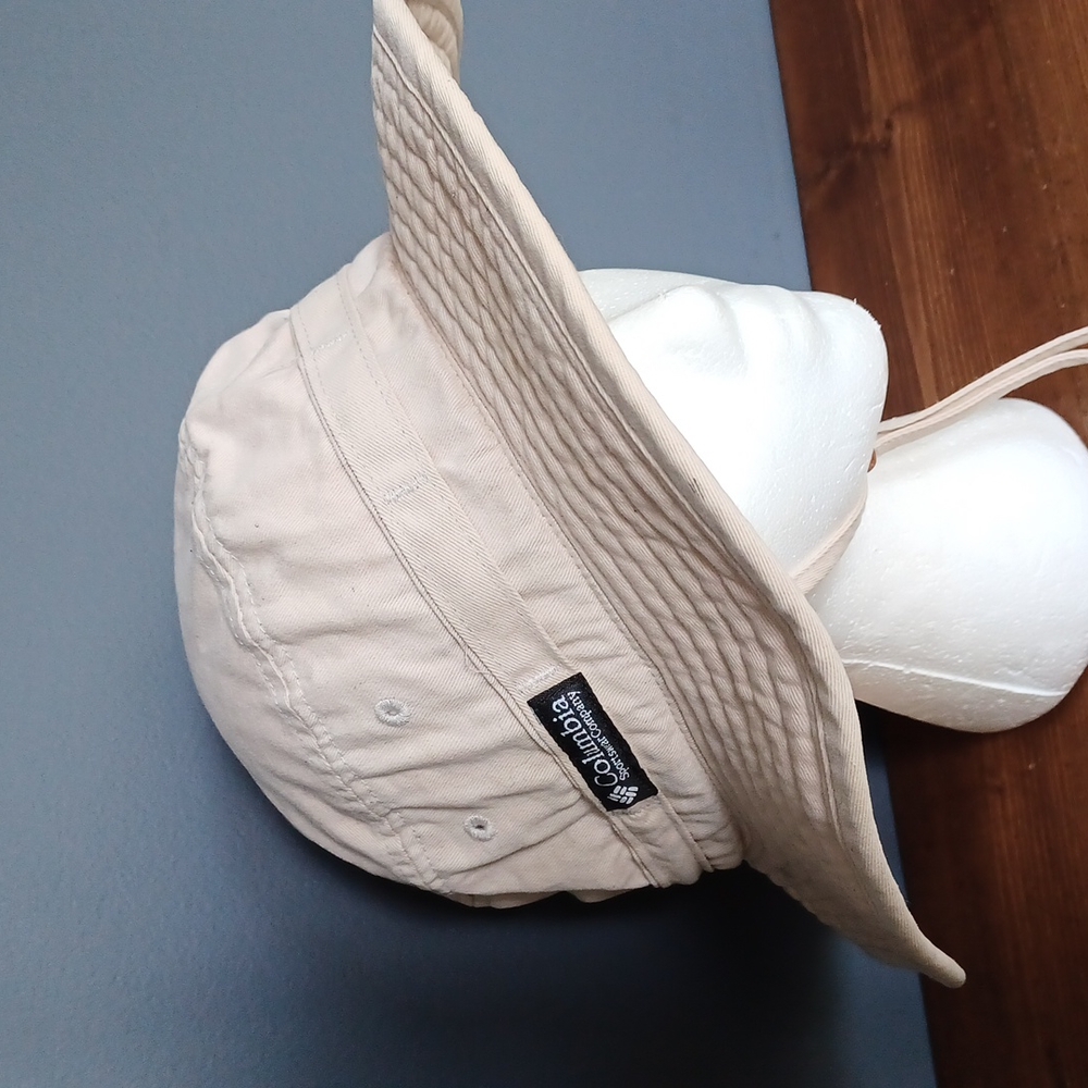 Columbia  hat